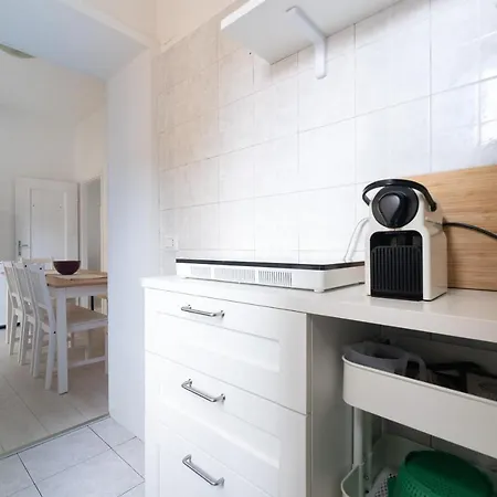 דירה Spacious - 4 Bedrooms And 3 Bathrooms ברגמו