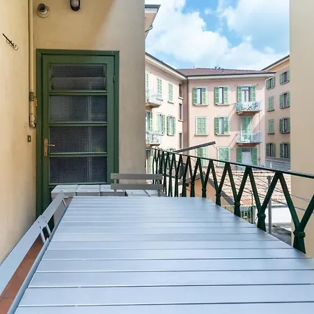 Spacious - 4 Bedrooms And 3 Bathrooms * ברגמו