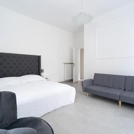 Lägenhet Spacious - 4 Bedrooms And 3 Bathrooms