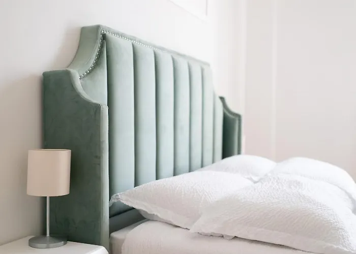 Spacious - 4 Bedrooms&3 Bathrooms Bérgamo