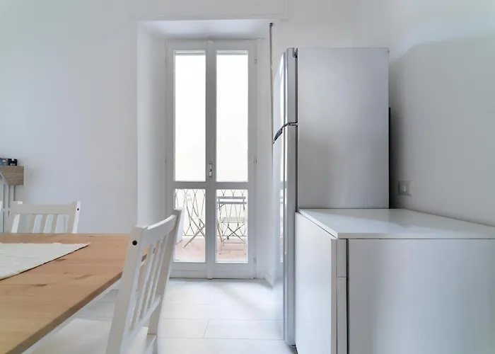 Spacious - 4 Bedrooms&3 Bathrooms * Bérgamo