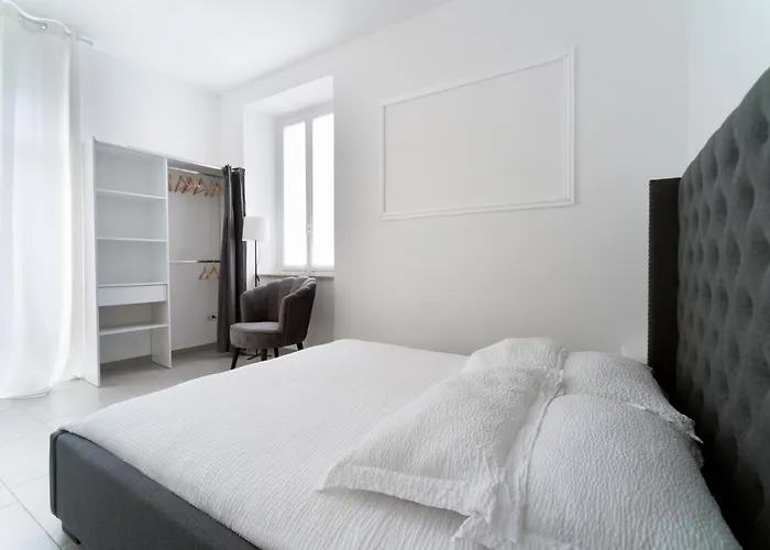 Spacious - 4 Bedrooms&3 Bathrooms Apartamento Bérgamo