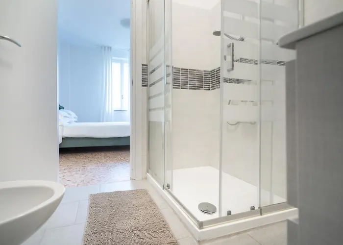 Spacious - 4 Bedrooms&3 Bathrooms *