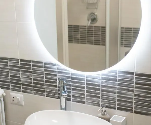 Apartment Spacious - 4 Bedrooms And 3 Bathrooms