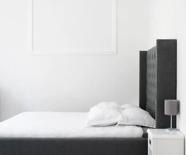 Spacious - 4 Bedrooms&3 Bathrooms *