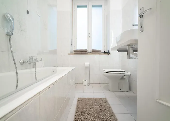 Spacious - 4 Bedrooms&3 Bathrooms * Bérgamo