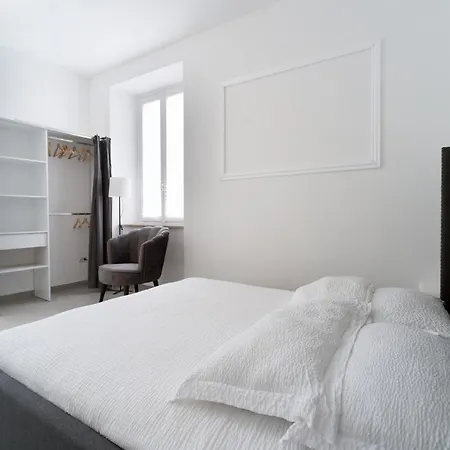 Spacious - 4 Bedrooms And 3 Bathrooms Apartament Bergamo