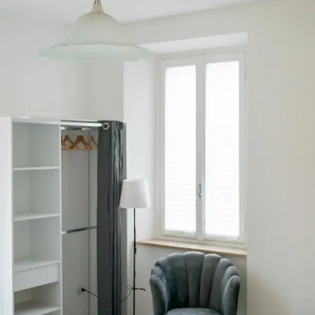 Spacious - 4 Bedrooms And 3 Bathrooms Apartament *